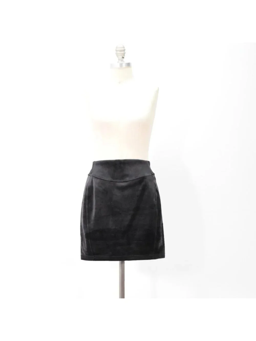 Lululemon Black Soft Velvet Scuba Knit Mini Skirt